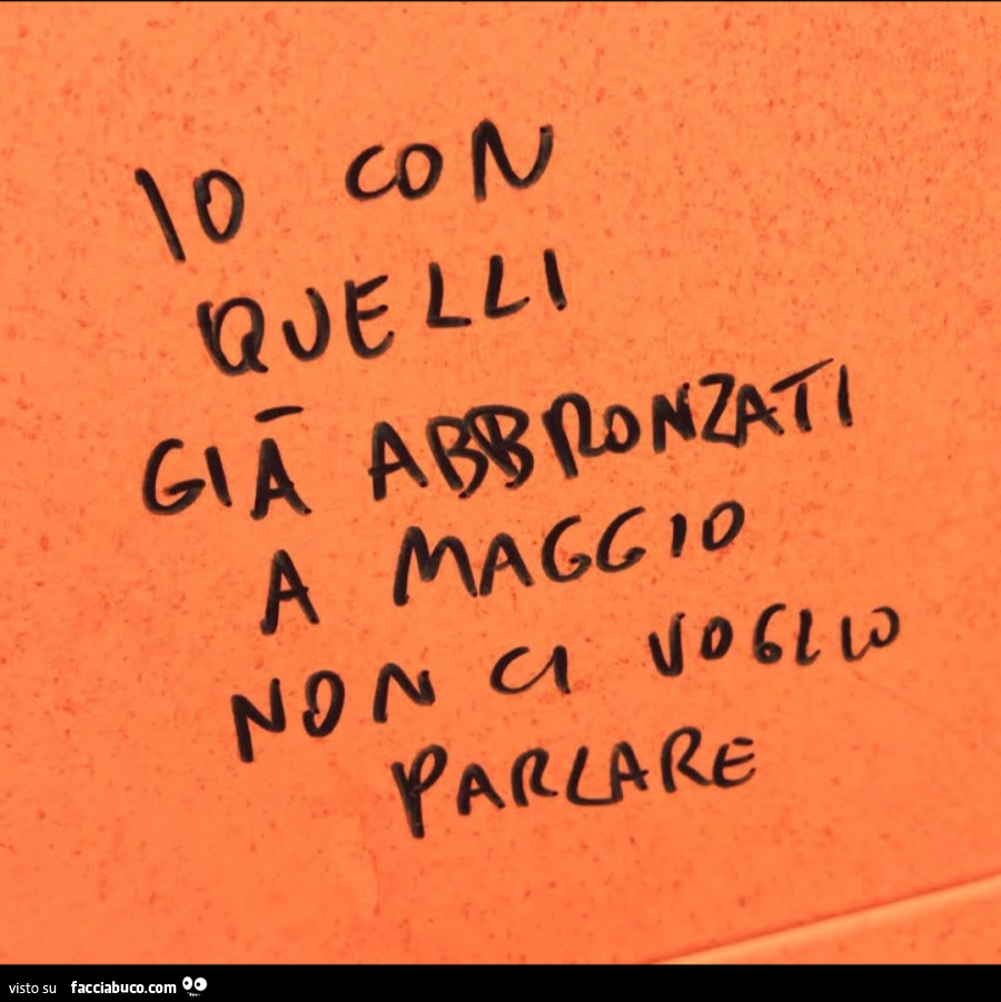 Io con quelli già abbronzati a maggio non ci voglio parlare