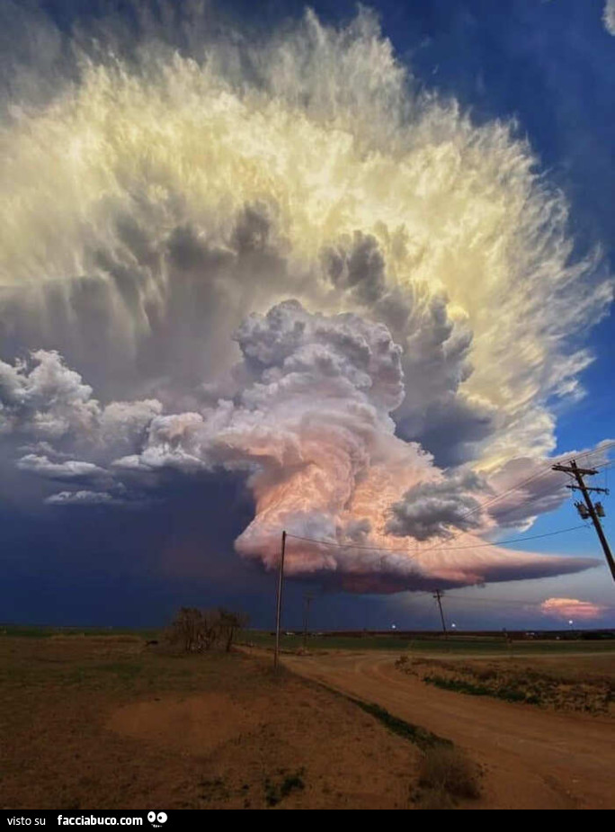 Tempesta in formazione su Lubbock, Texas
