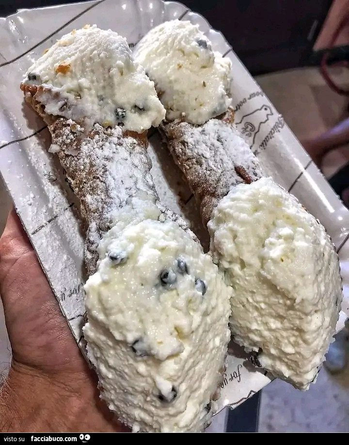 Cannoli fatti in casa