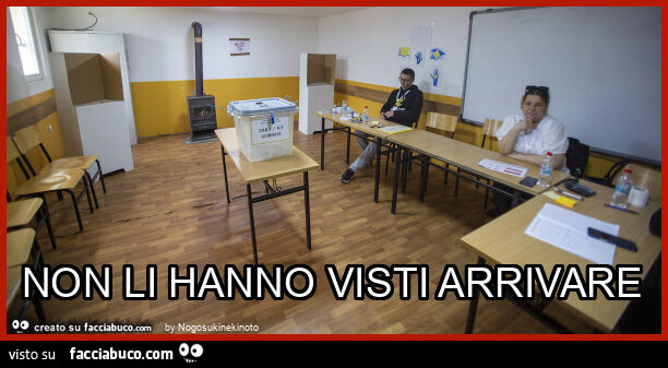 Non li hanno visti arrivare