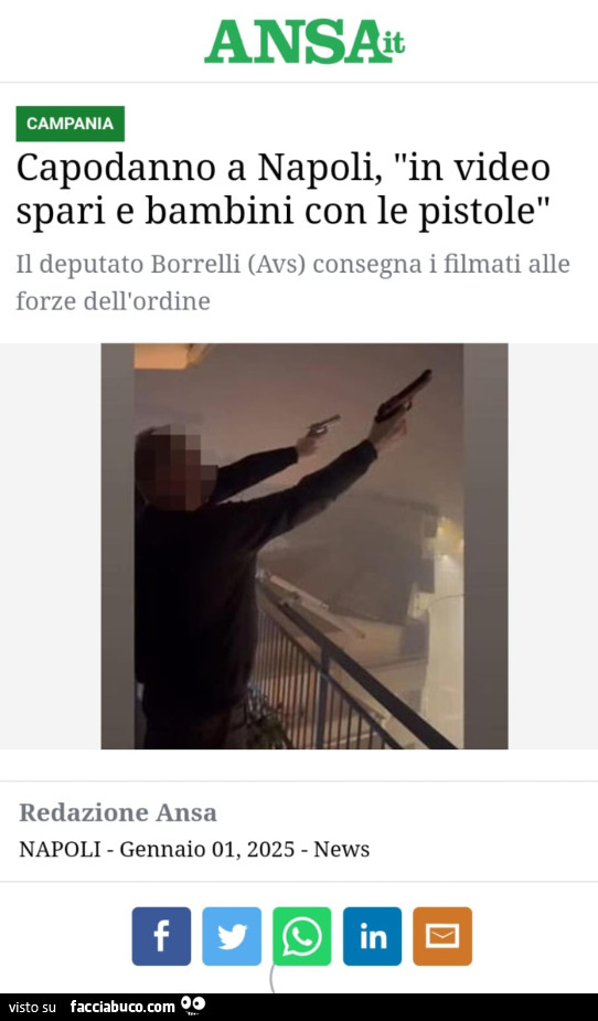 Napoli - Bambini con le pistole a Capodanno
