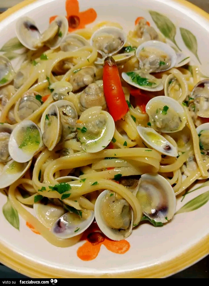 Pasta con vongole