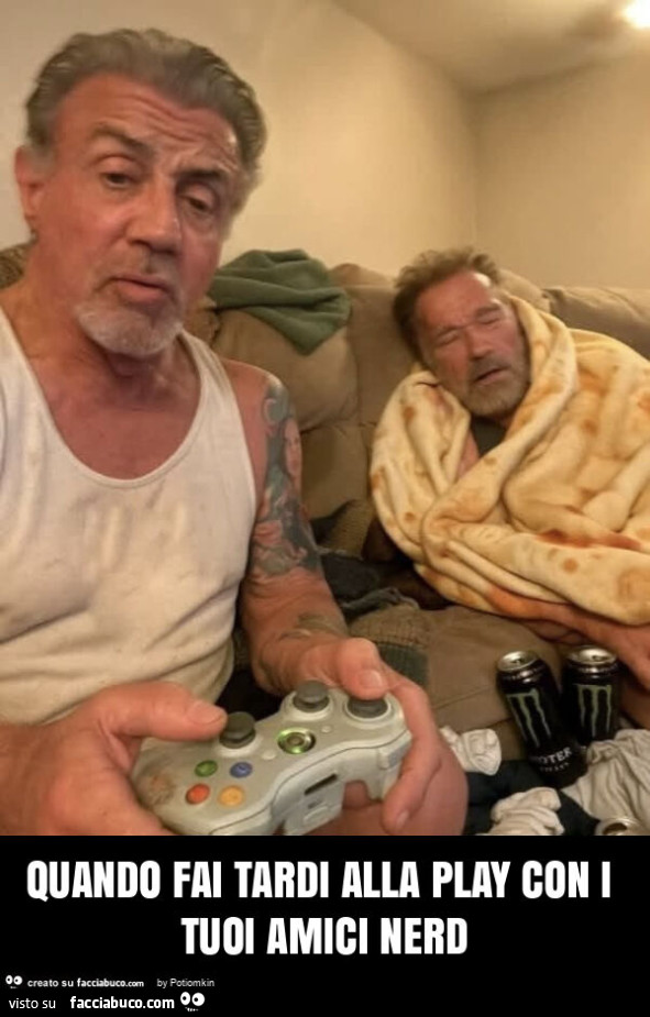 Quando fai tardi alla play con i tuoi amici nerd