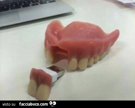 La dentiera USB