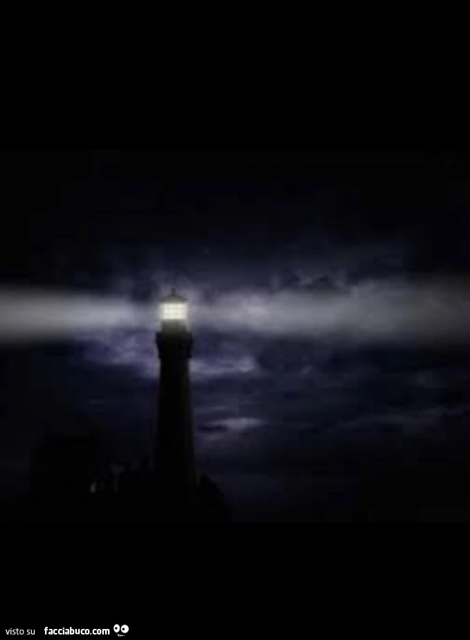 Il faro illumina la notte