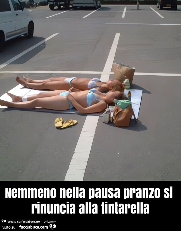 Nemmeno nella pausa pranzo si rinuncia alla tintarella