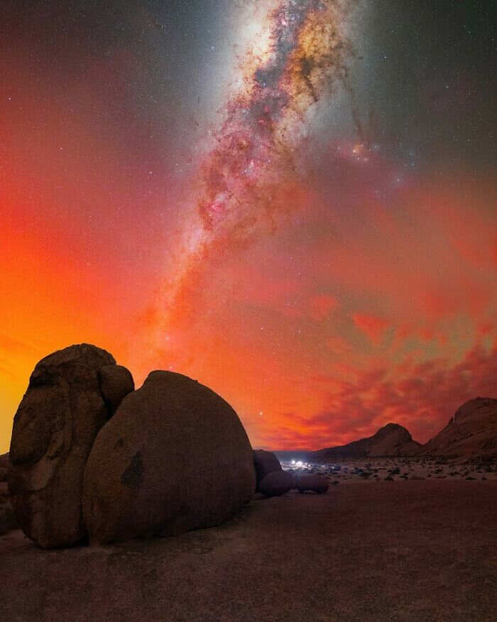 10.5.2024 aurora Australe in Namibia al tropico del capricorno con la Via lattea